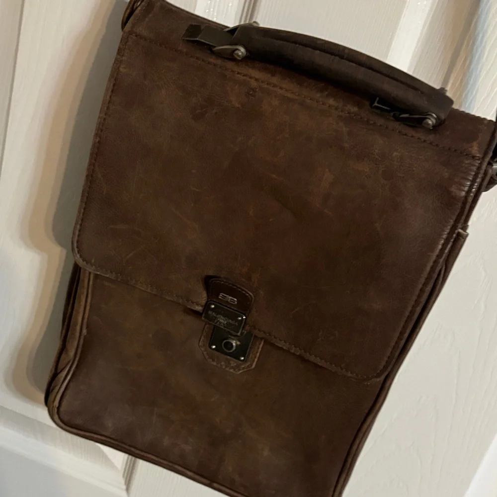 Balenciaga Dark Brown Messenger Bag - Picture 4 of 17